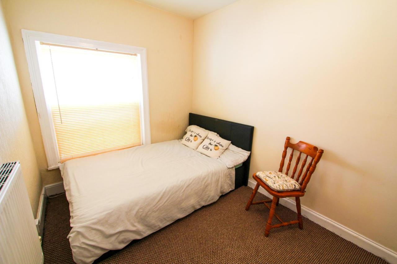 Central Bolton Accommodation Ruang foto
